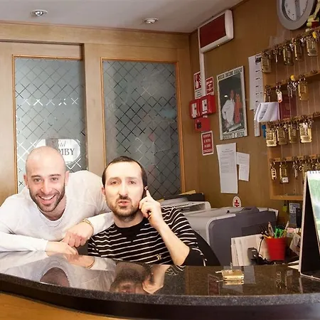 Отель Bamby Римини