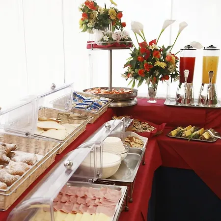 Отель Bamby Римини