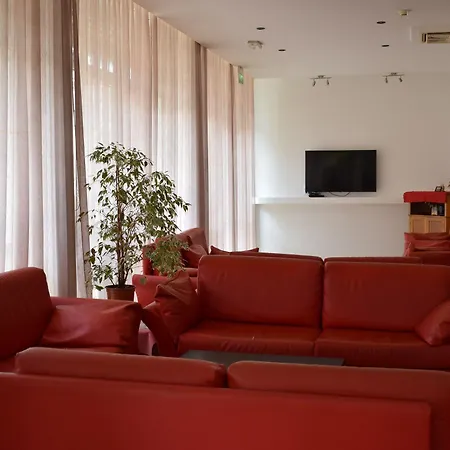 Bamby 3* Римини